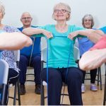 ejercicio para personas tercera edad movilidad creducida